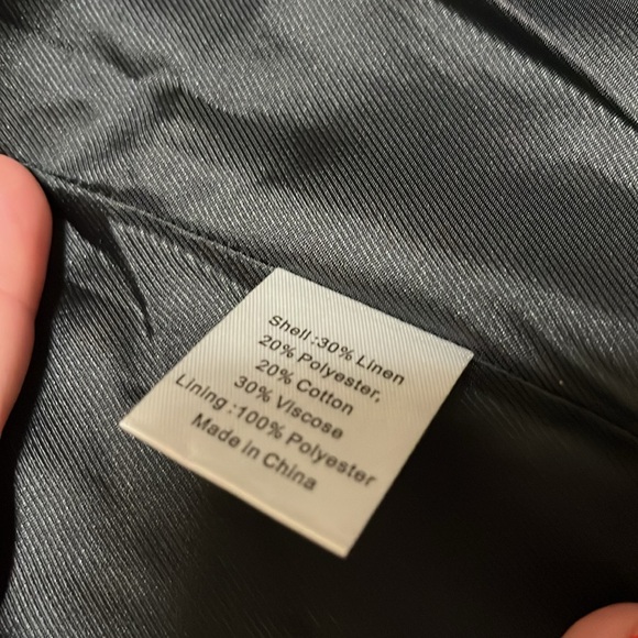 NWT Emerson Lang Black Vest with tie front - Picture 8 of 8